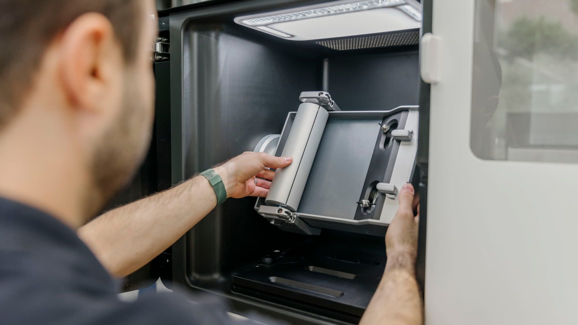 DIS-scinus-bioreactor-open